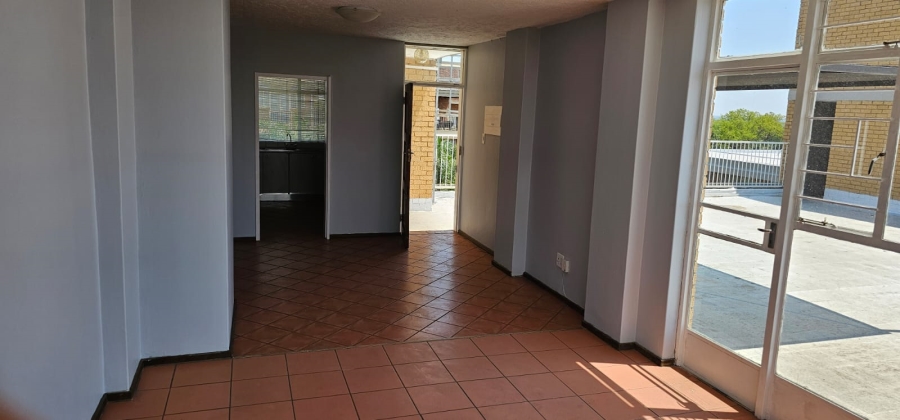 To Let 2 Bedroom Property for Rent in Sinoville Gauteng