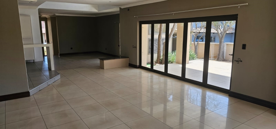 4 Bedroom Property for Sale in Pebble Rock Golf Village Gauteng