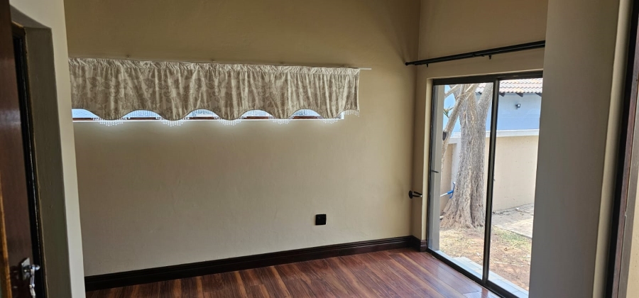 4 Bedroom Property for Sale in Pebble Rock Golf Village Gauteng