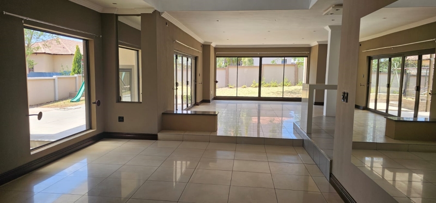 4 Bedroom Property for Sale in Pebble Rock Golf Village Gauteng