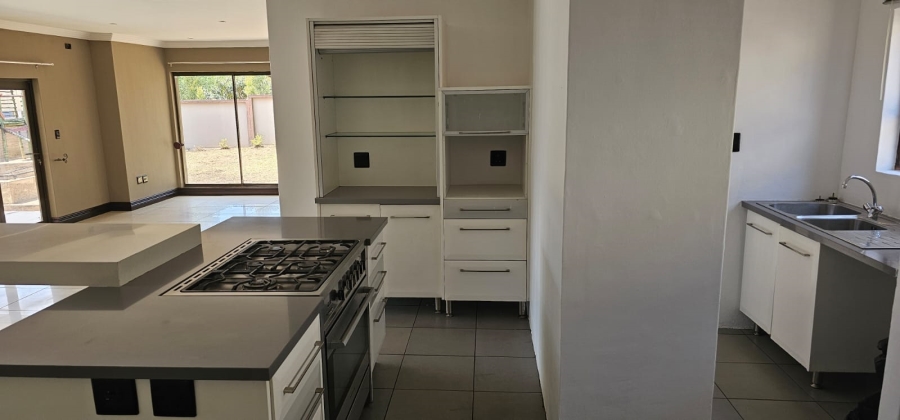 4 Bedroom Property for Sale in Pebble Rock Golf Village Gauteng