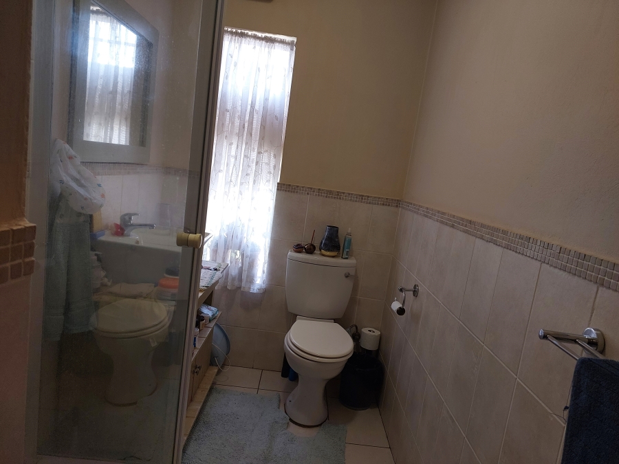 To Let 2 Bedroom Property for Rent in Henley on Klip Gauteng