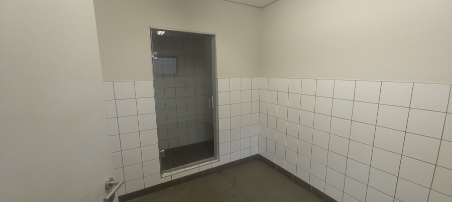 To Let commercial Property for Rent in Jet Park Gauteng