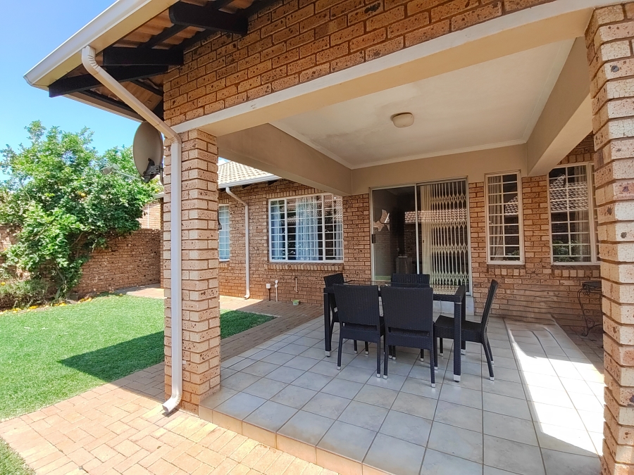 2 Bedroom Property for Sale in Montana Gauteng