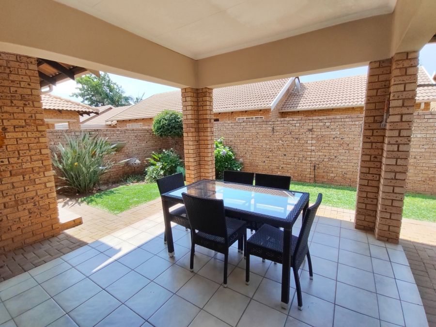 2 Bedroom Property for Sale in Montana Gauteng