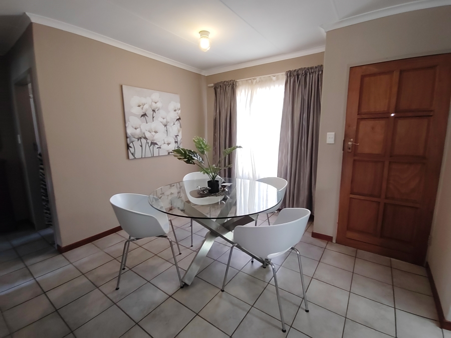 2 Bedroom Property for Sale in Montana Gauteng