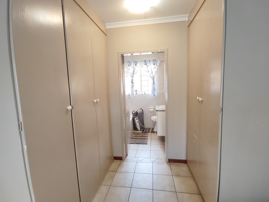 2 Bedroom Property for Sale in Montana Gauteng