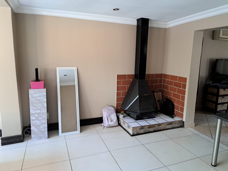 3 Bedroom Property for Sale in Doornpoort Gauteng