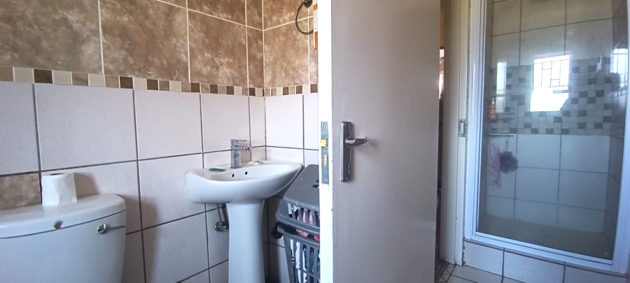 2 Bedroom Property for Sale in Florentia Gauteng