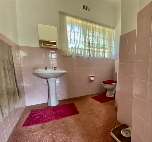 4 Bedroom Property for Sale in Parkhill Gardens Gauteng