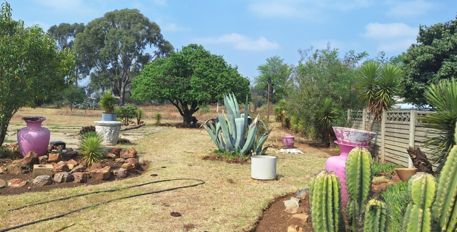 4 Bedroom Property for Sale in Nanescol Gauteng