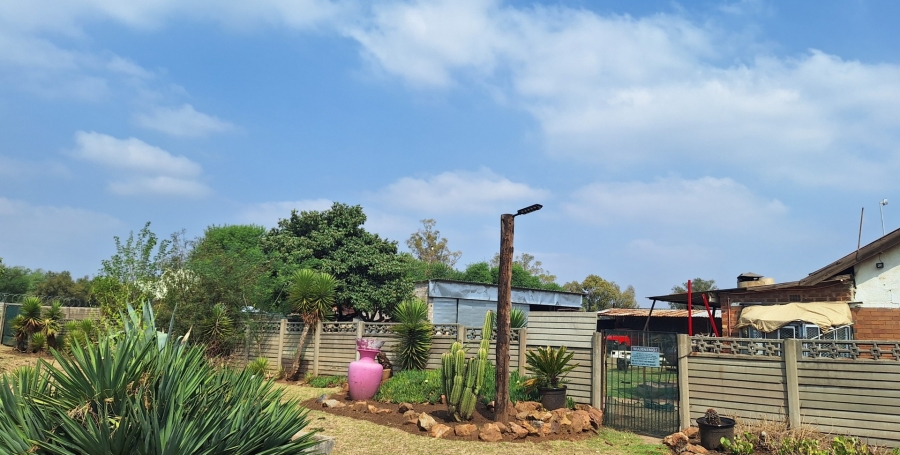 4 Bedroom Property for Sale in Nanescol Gauteng