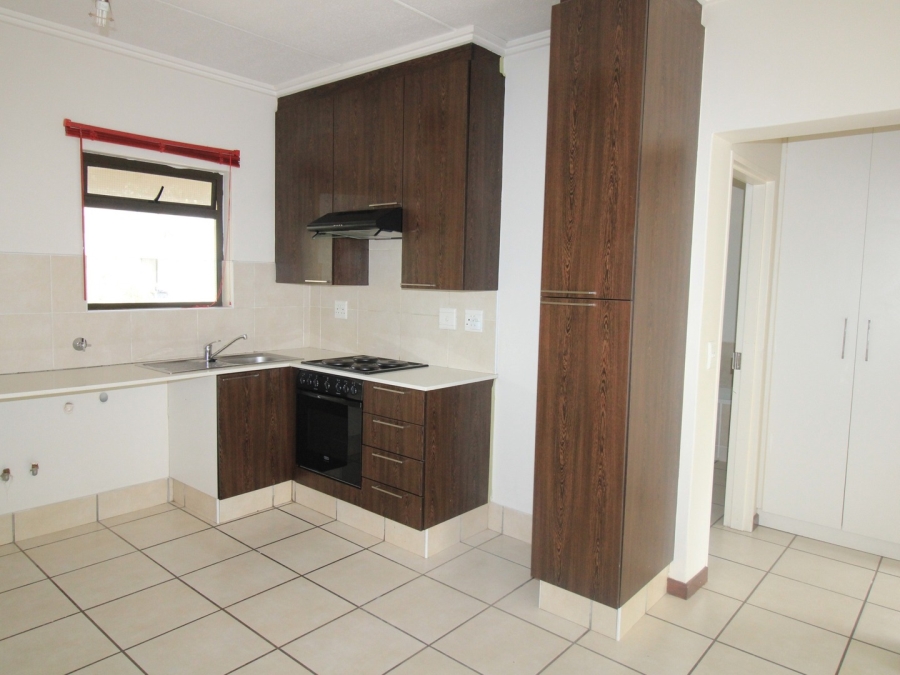 To Let 1 Bedroom Property for Rent in Beverley Gauteng