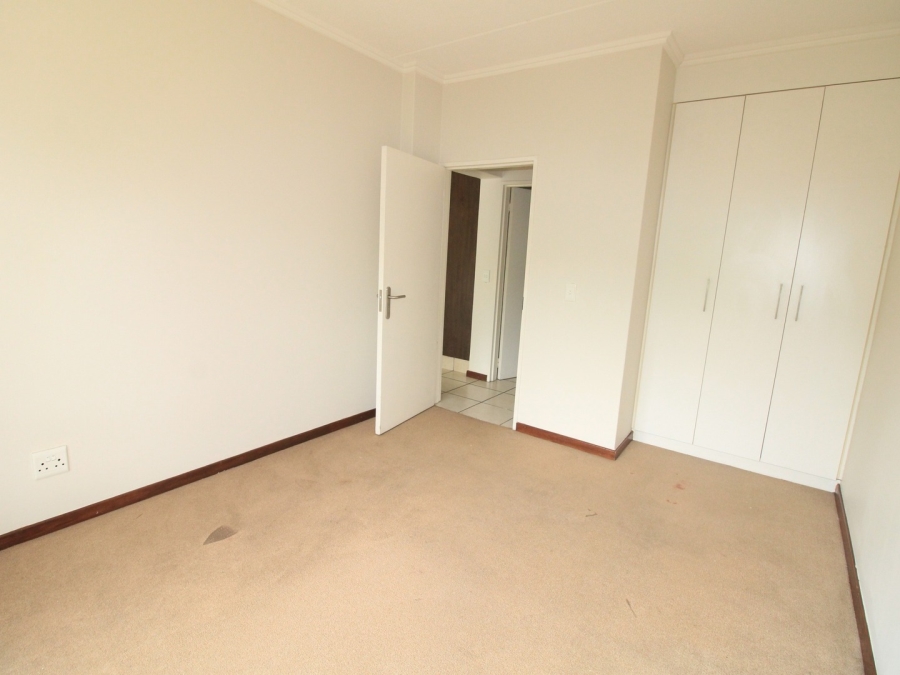 To Let 1 Bedroom Property for Rent in Beverley Gauteng