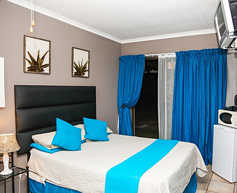 10 Bedroom Property for Sale in Wonderboom Gauteng