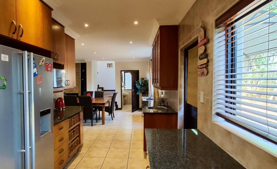 3 Bedroom Property for Sale in Greenstone Hill Gauteng