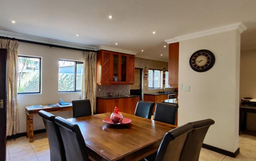 3 Bedroom Property for Sale in Greenstone Hill Gauteng