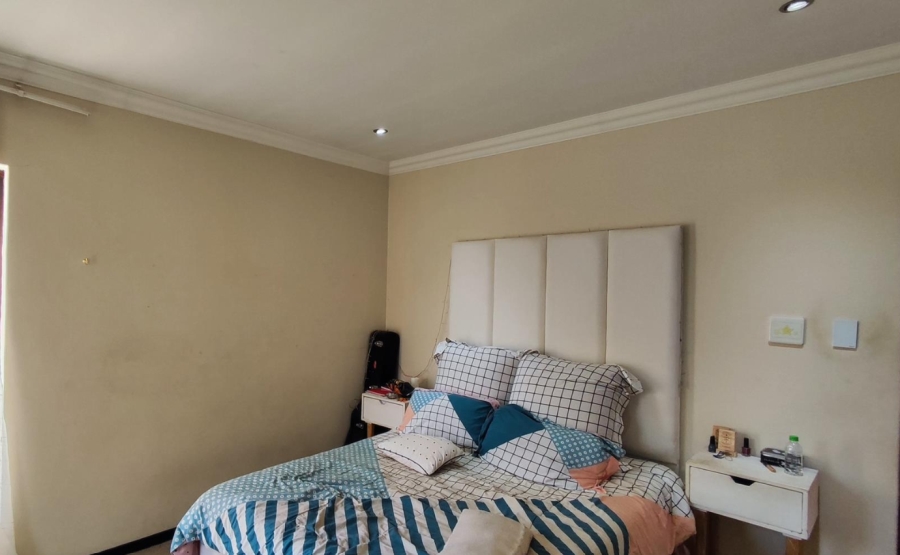 3 Bedroom Property for Sale in Greenstone Hill Gauteng