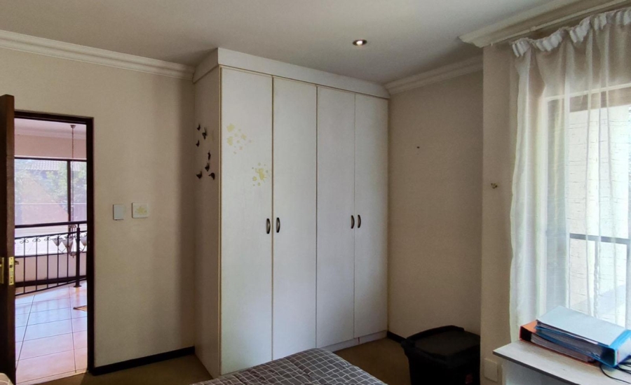 3 Bedroom Property for Sale in Greenstone Hill Gauteng