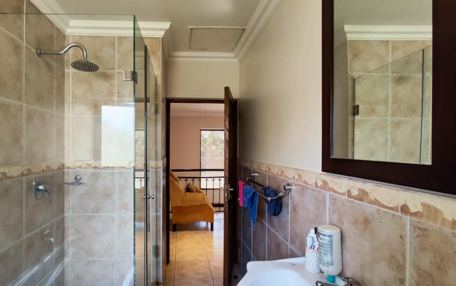 3 Bedroom Property for Sale in Greenstone Hill Gauteng