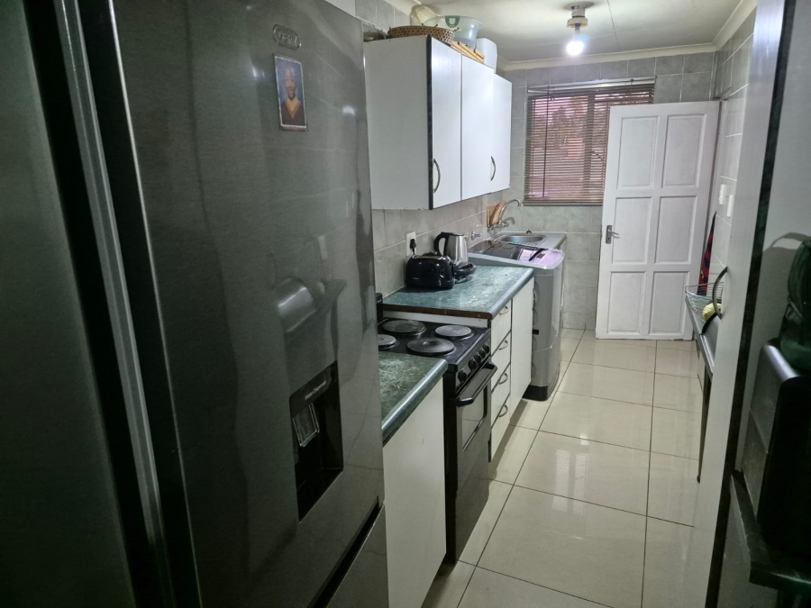 2 Bedroom Property for Sale in Birch Acres Gauteng