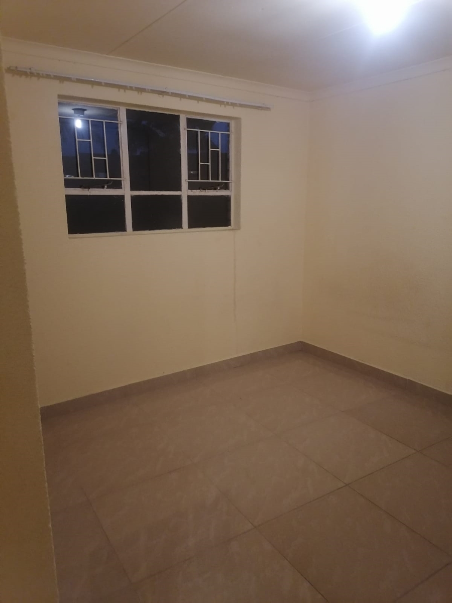 2 Bedroom Property for Sale in Birch Acres Gauteng