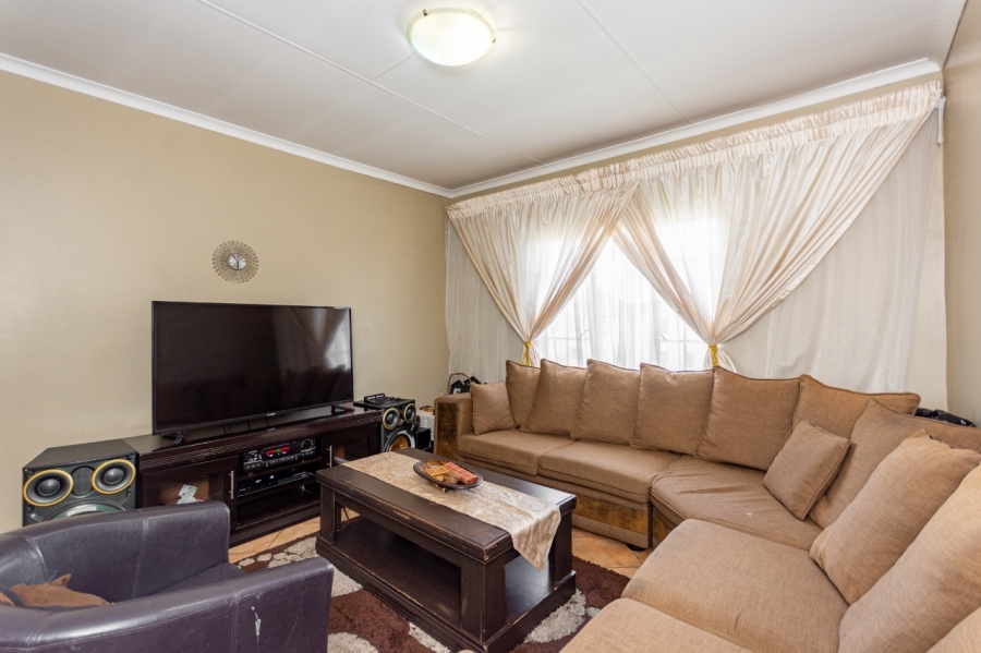 2 Bedroom Property for Sale in Terenure Gauteng