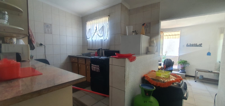 4 Bedroom Property for Sale in Estera Gauteng