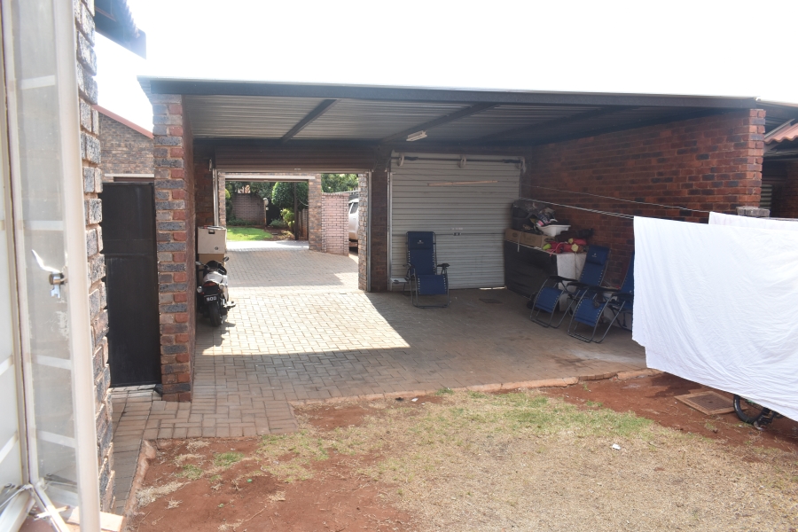 3 Bedroom Property for Sale in The Orchards Gauteng