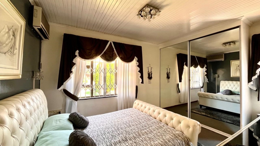 5 Bedroom Property for Sale in Paul Krugersoord Gauteng