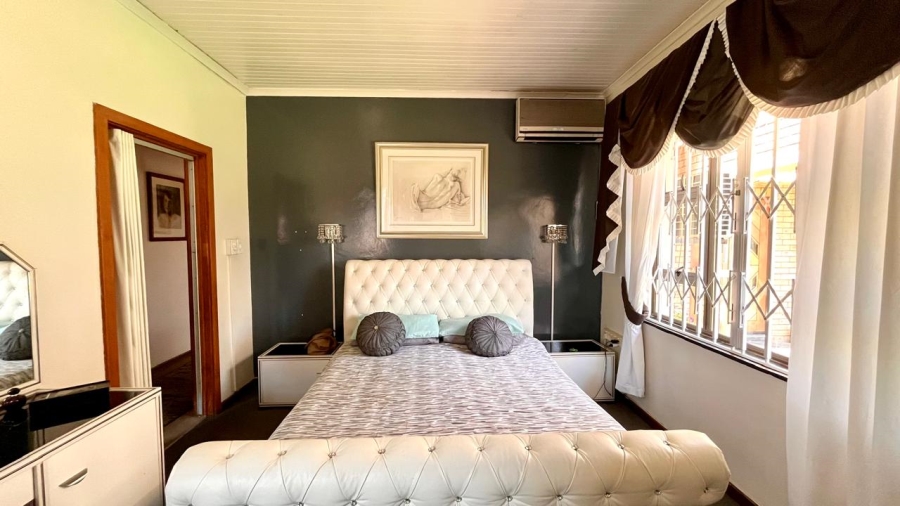 5 Bedroom Property for Sale in Paul Krugersoord Gauteng