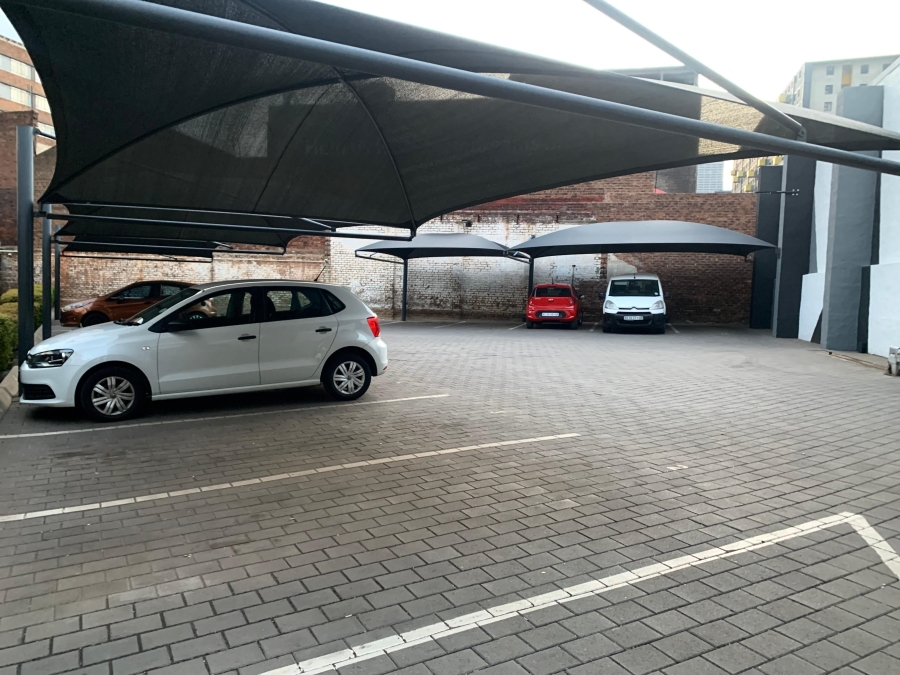 1 Bedroom Property for Sale in Maboneng Gauteng