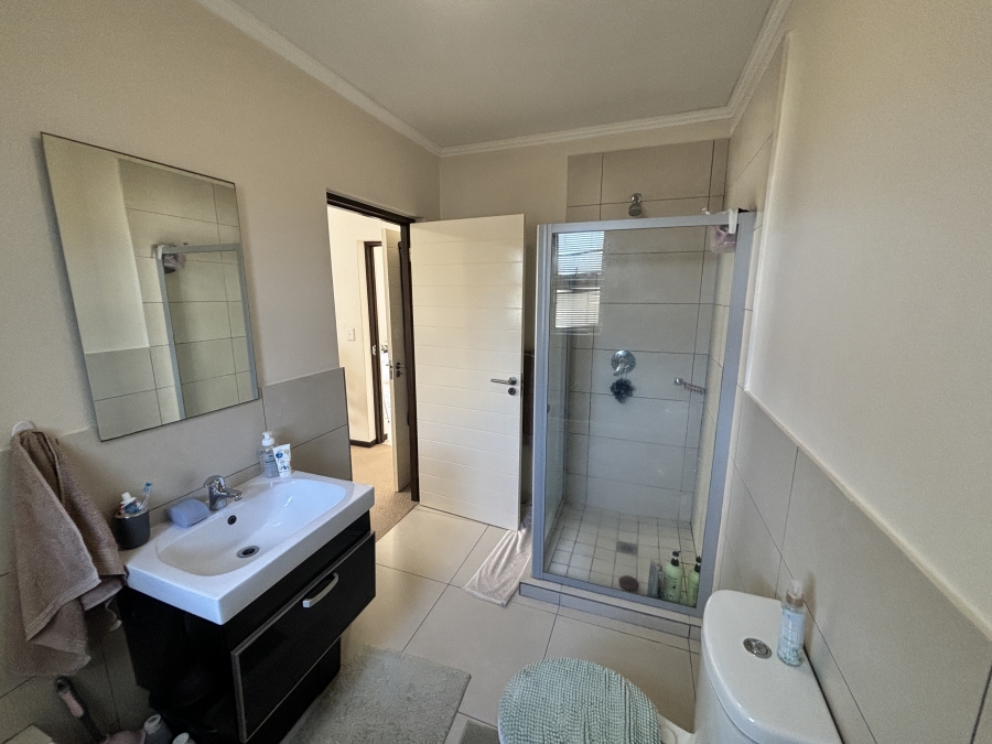 1 Bedroom Property for Sale in Jackal Creek Golf Estate Gauteng