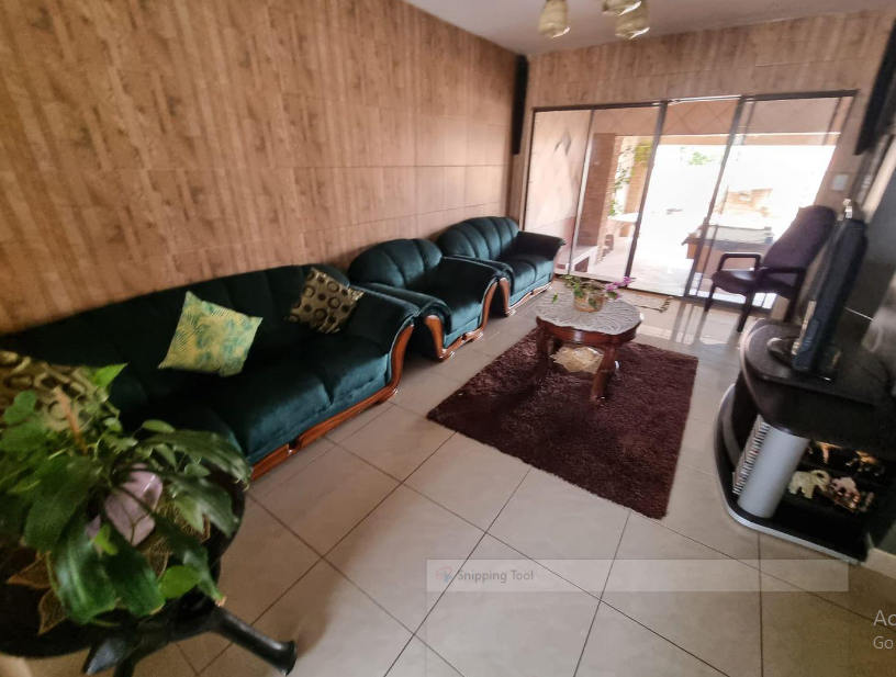 6 Bedroom Property for Sale in Linmeyer Gauteng