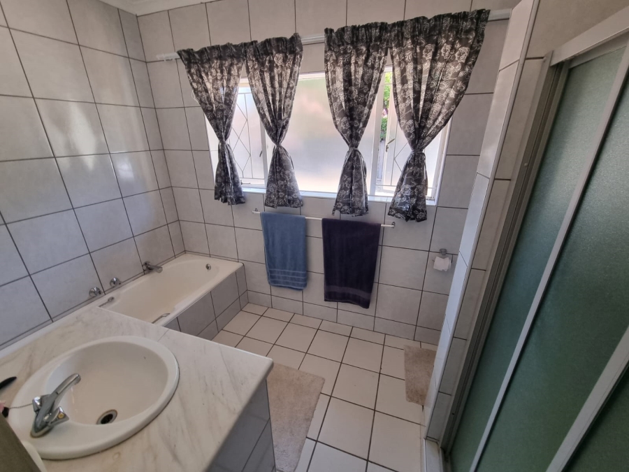 3 Bedroom Property for Sale in Randhart Gauteng