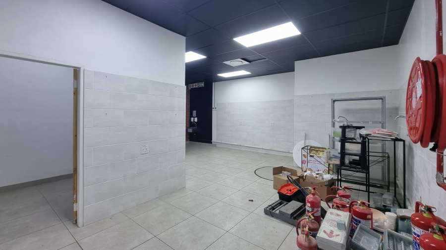 To Let commercial Property for Rent in Wilgeheuwel Gauteng