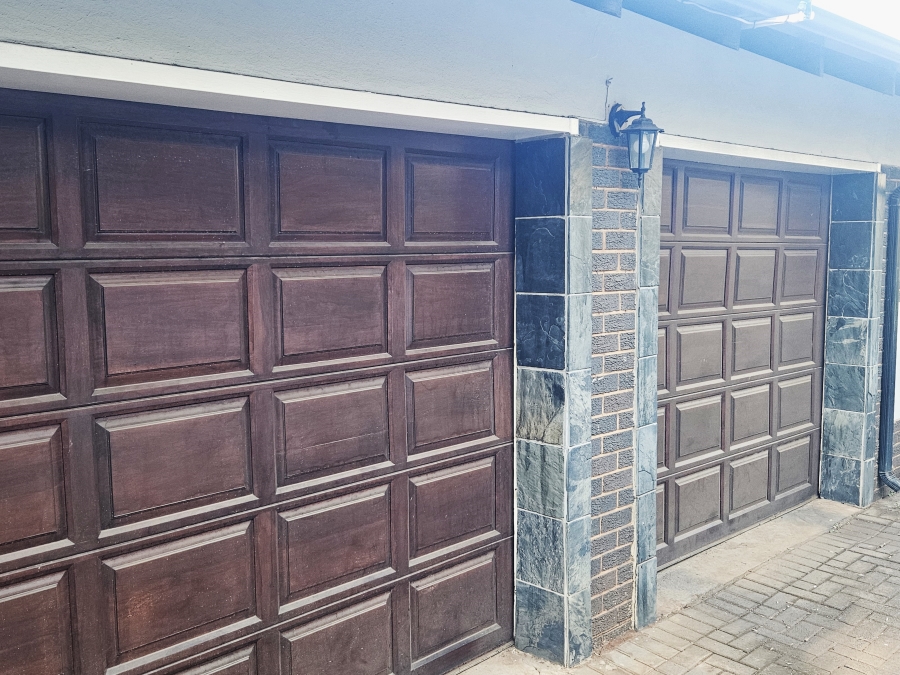 4 Bedroom Property for Sale in Wonderboom Gauteng