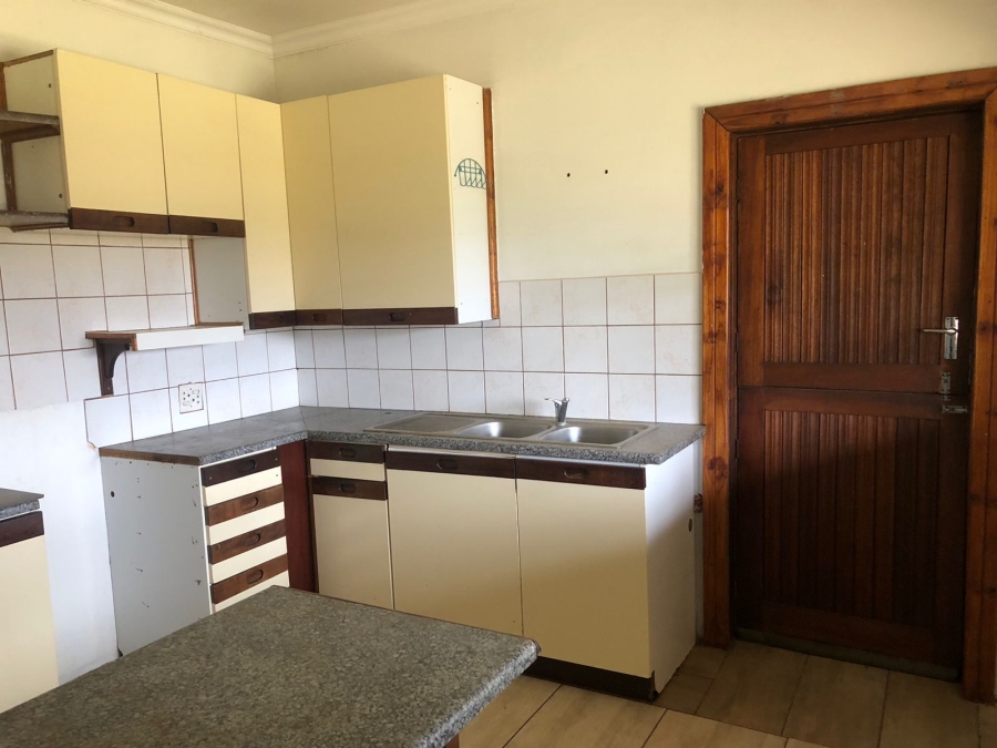 To Let 1 Bedroom Property for Rent in Buyscelia Gauteng