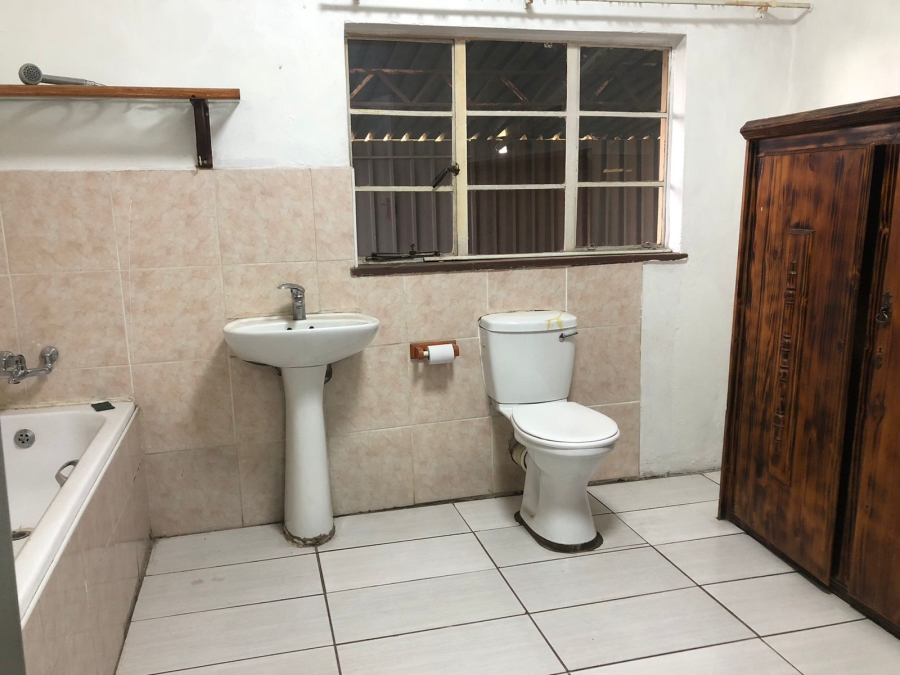 To Let 1 Bedroom Property for Rent in Buyscelia Gauteng