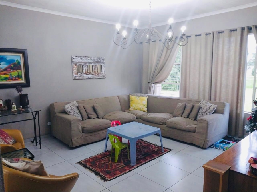 4 Bedroom Property for Sale in Vanwaartshof Gauteng