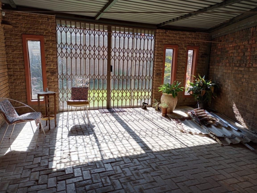 3 Bedroom Property for Sale in Three Rivers Proper Gauteng