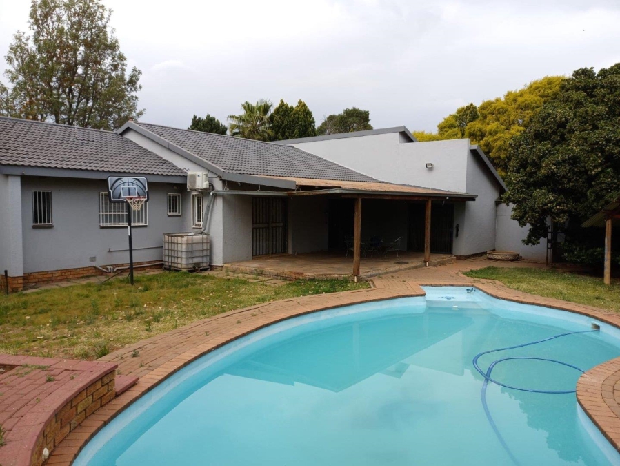 4 Bedroom Property for Sale in Three Rivers East Gauteng