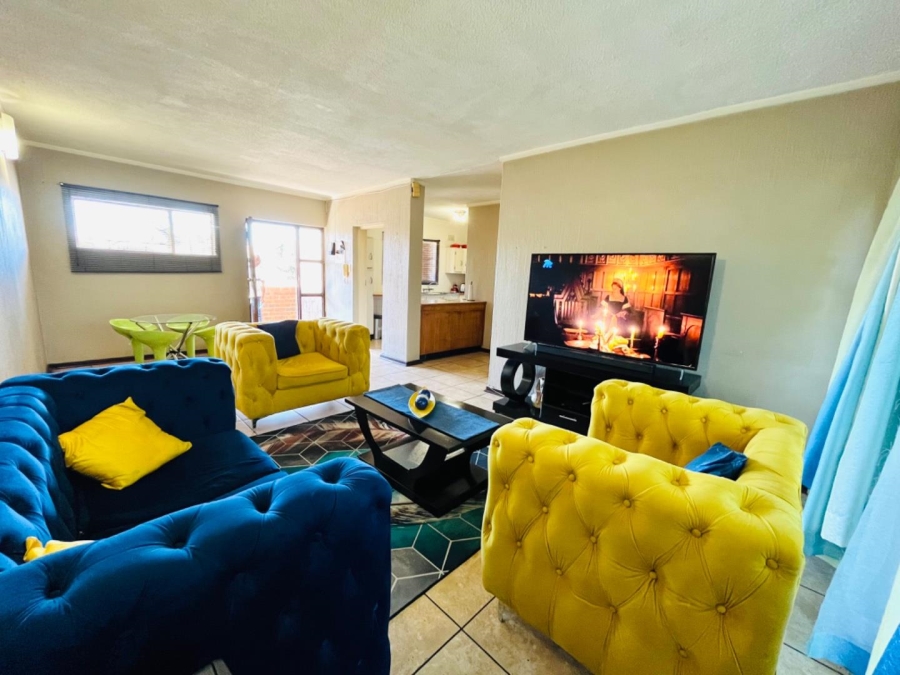 2 Bedroom Property for Sale in Three Rivers Proper Gauteng