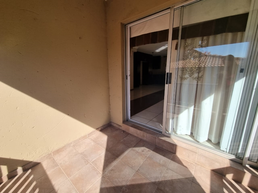 4 Bedroom Property for Sale in Fleurdal Gauteng