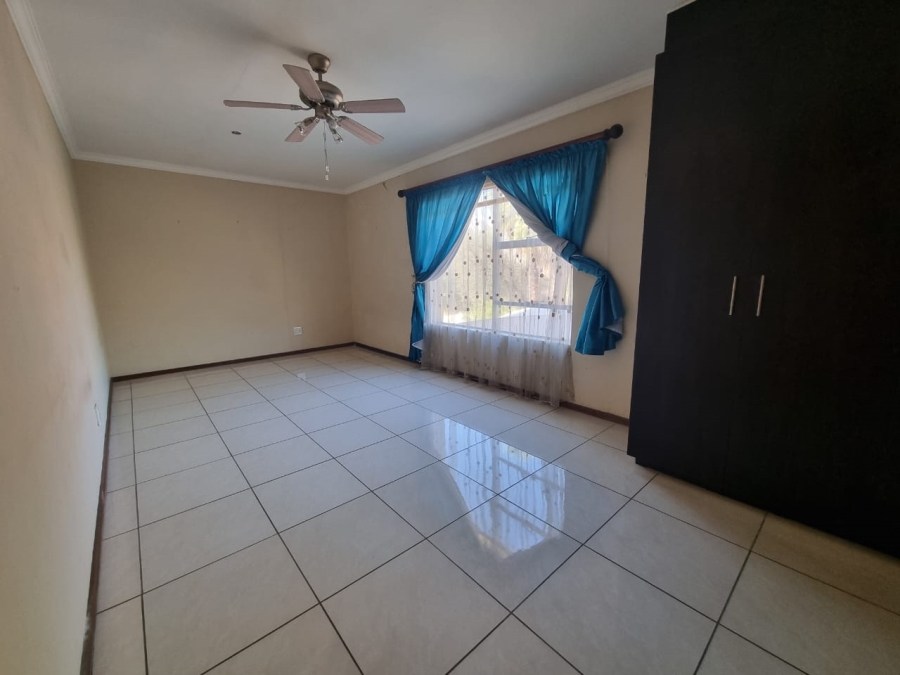 4 Bedroom Property for Sale in Fleurdal Gauteng