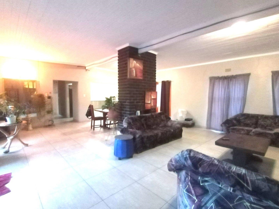 3 Bedroom Property for Sale in Three Rivers Proper Gauteng