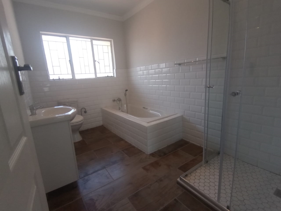 4 Bedroom Property for Sale in Arcon Park Gauteng