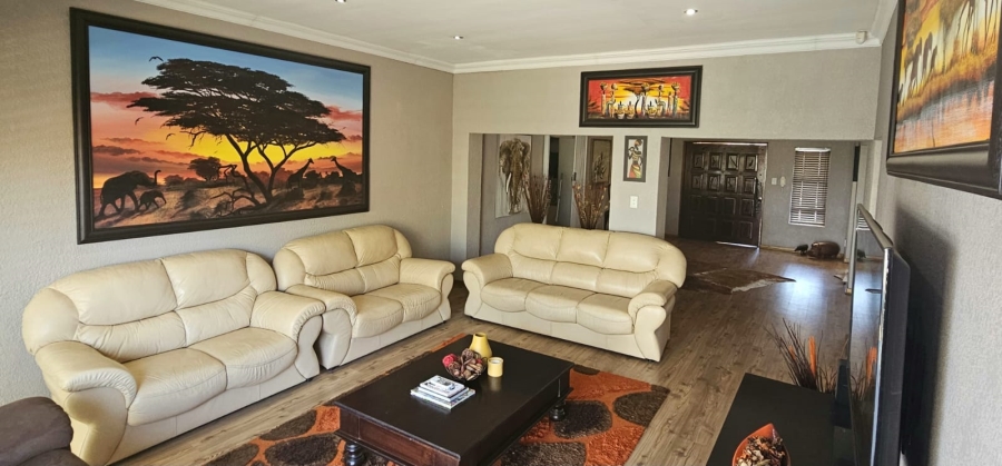 4 Bedroom Property for Sale in Monument Gauteng