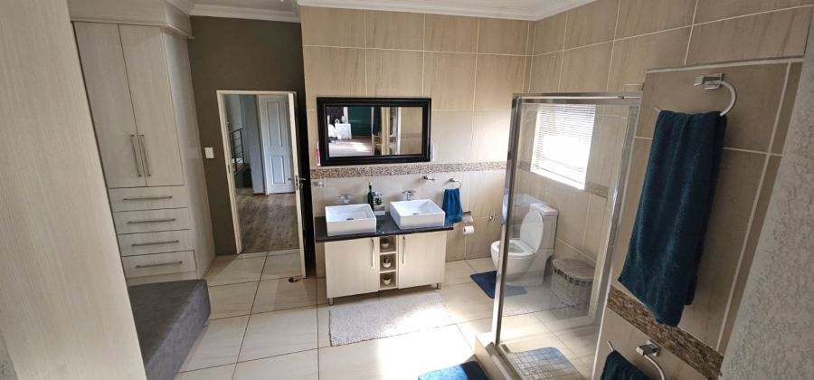 4 Bedroom Property for Sale in Monument Gauteng