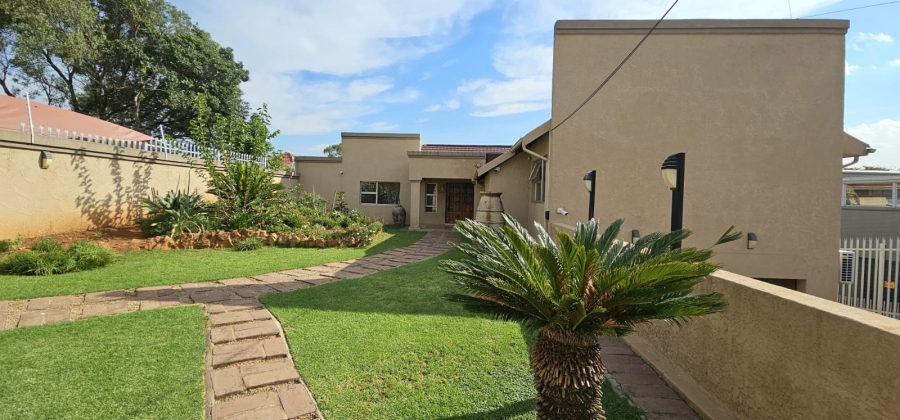 4 Bedroom Property for Sale in Monument Gauteng